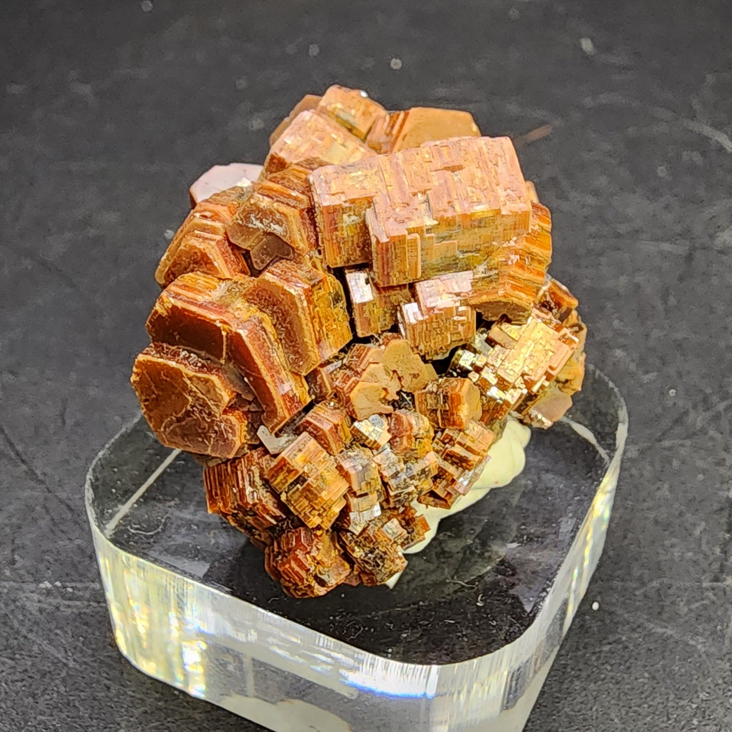 Vanadinite- Mibladen mining district, Midelt Province, Drâa-Tafilalet Region, Morocco, sku 3089