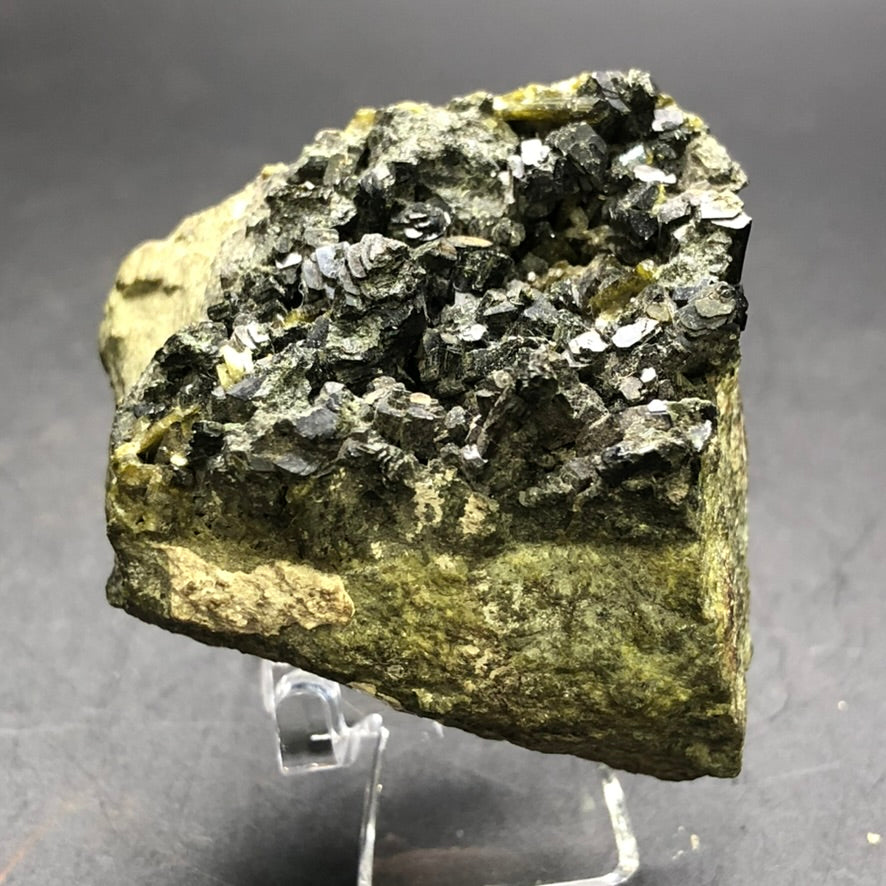 AUCTION- Epidote- unk locality