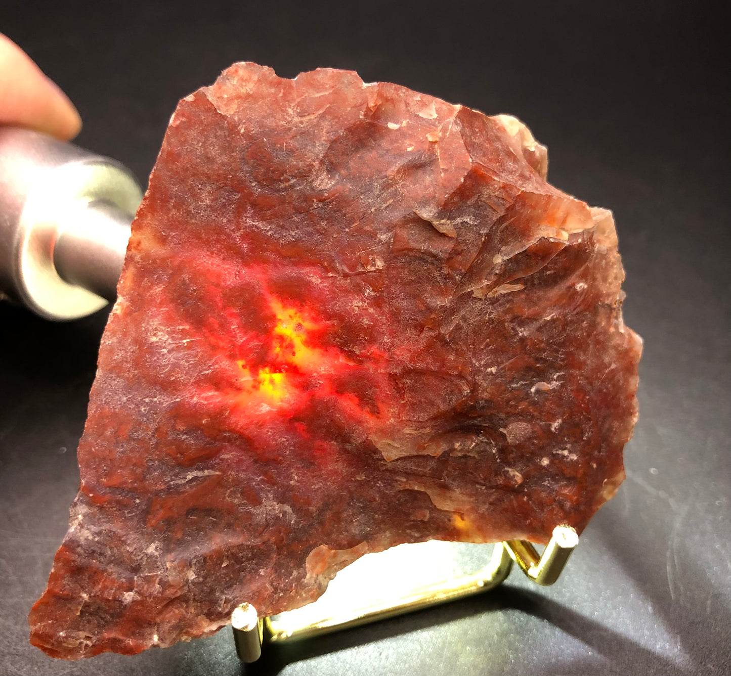 AUCTION- Red agate- unk locality