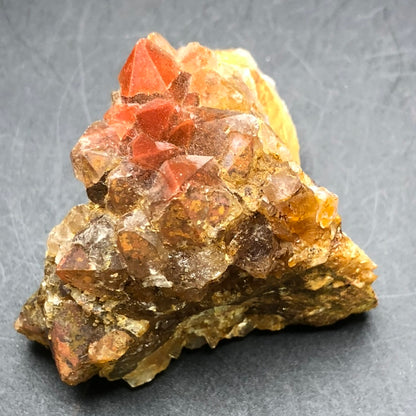 AUCTION- Quartz- unk locality