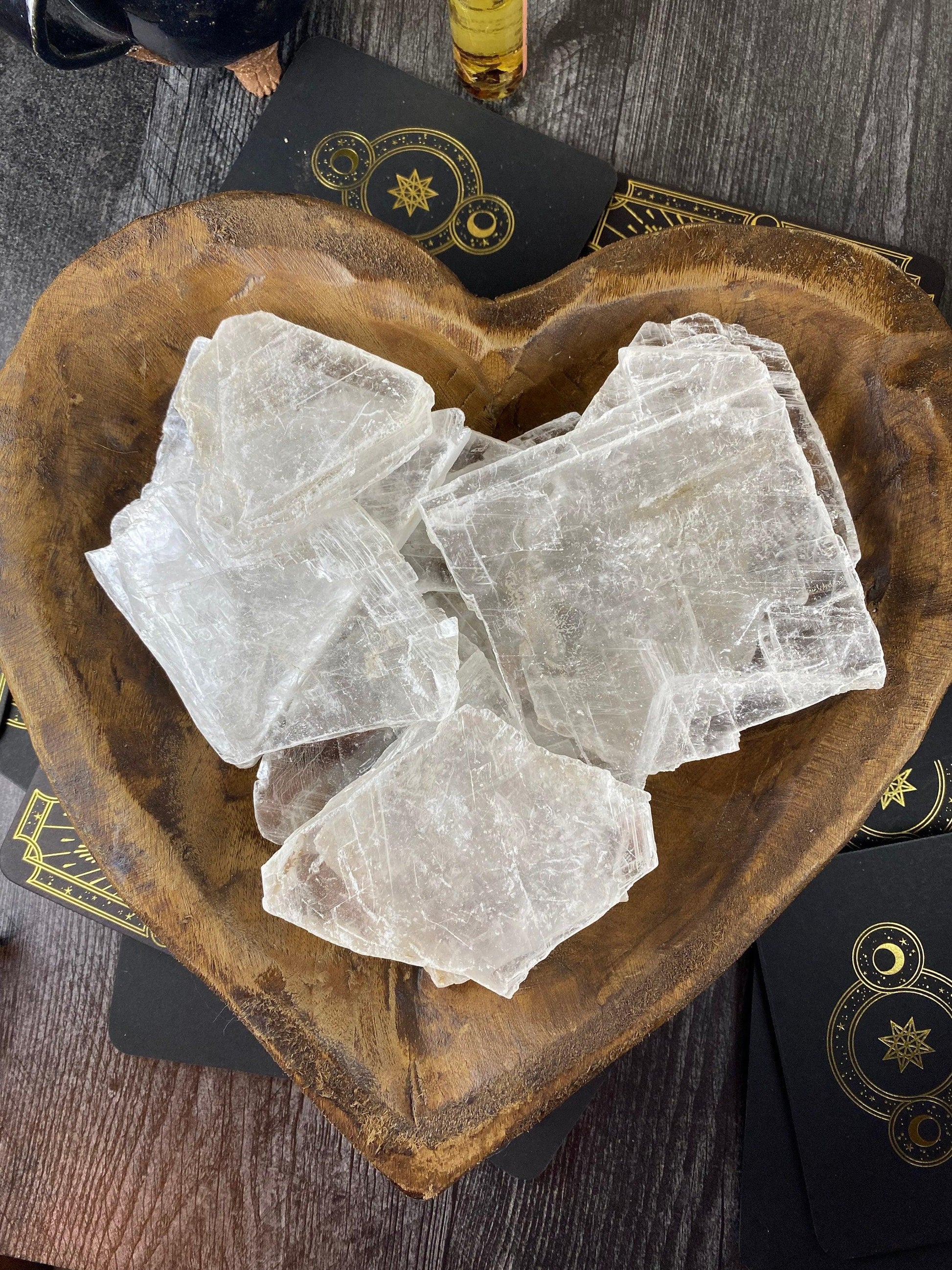 Raw Selenite Charging Plate (Clear) - - The Crystalary